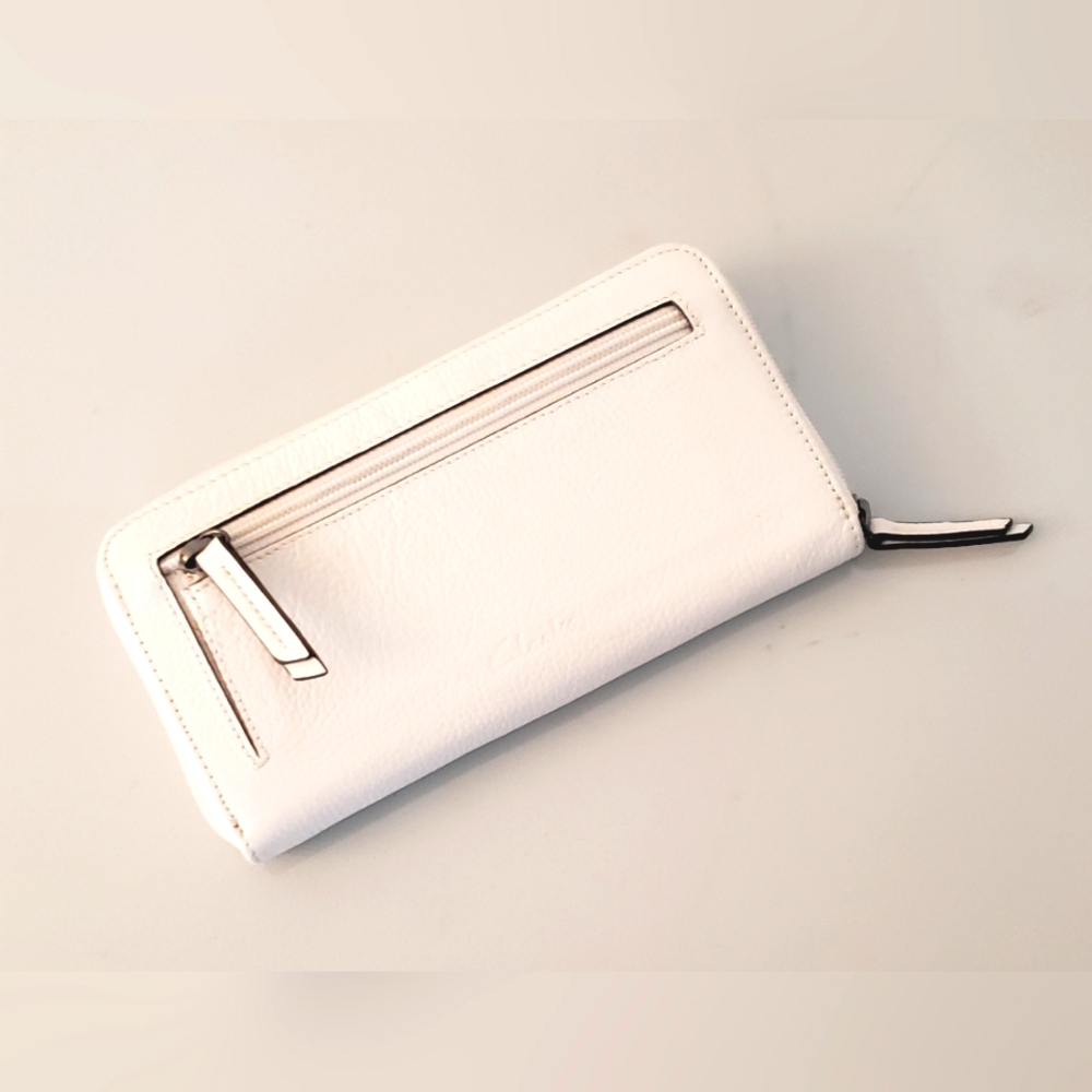 Leather Wallet - Picture 2 of 9